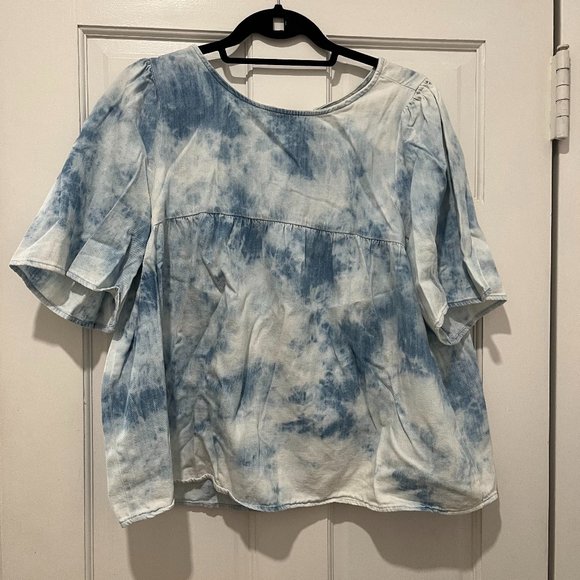 American Eagle Outfitters Tops - American Eagle Tie Dye Short Sleeve Blouse